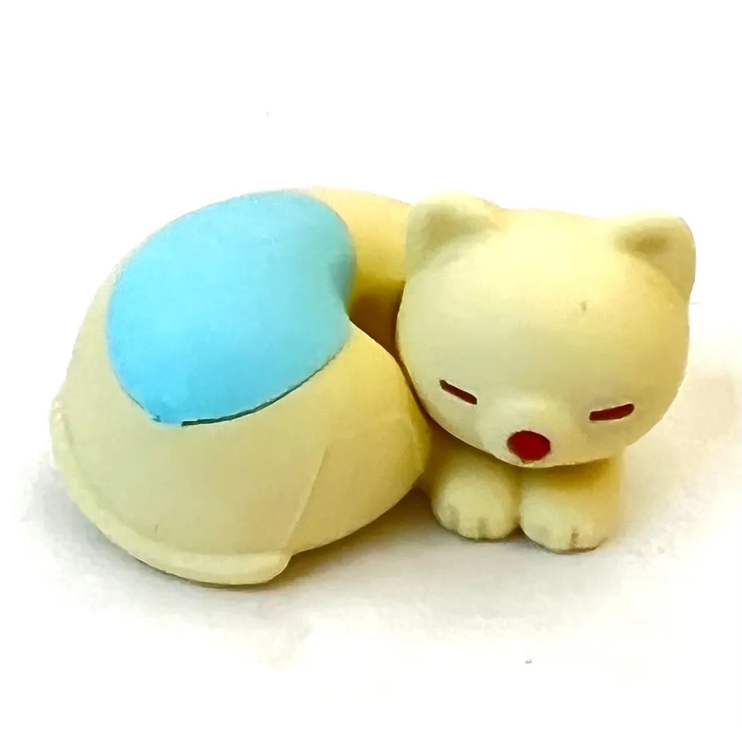 38269 IWAKO PASTEL CATS ERASERS-60