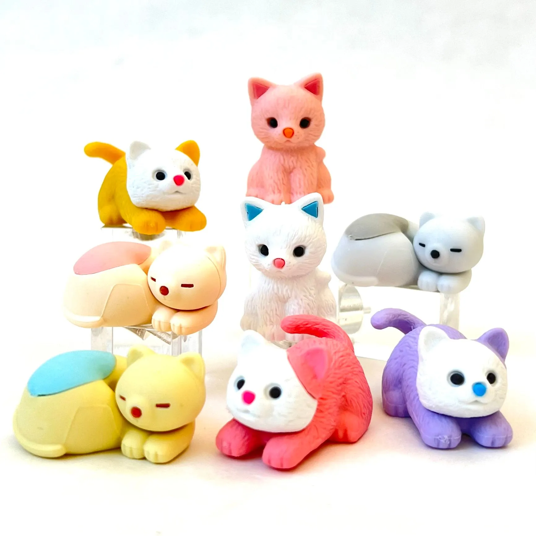 38269 IWAKO PASTEL CATS ERASERS-60