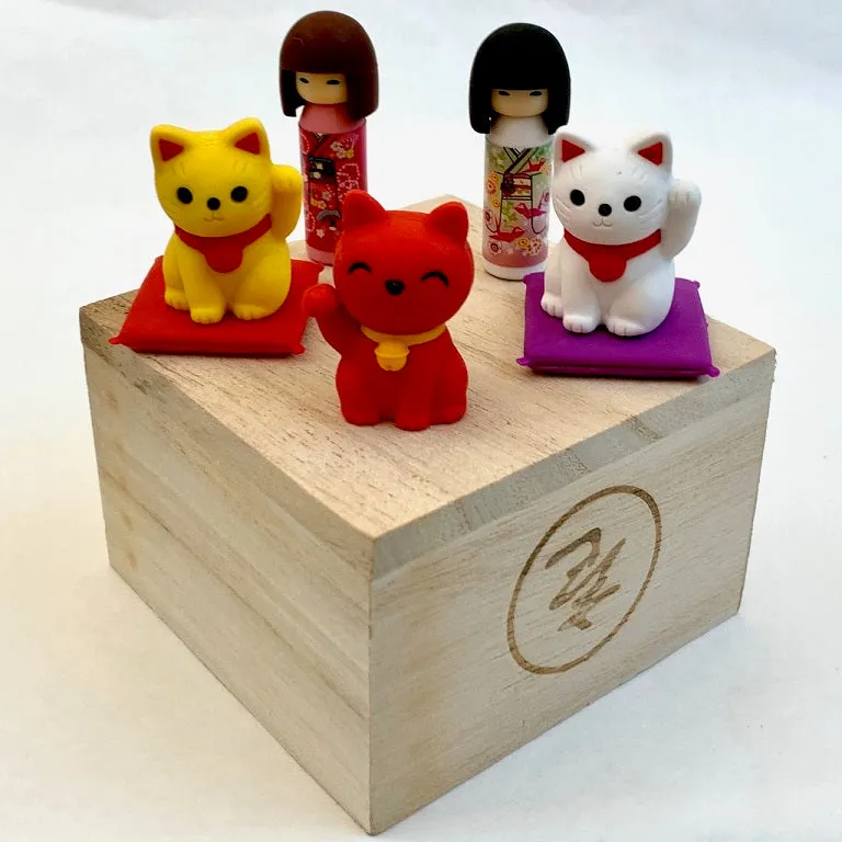 383461 IWAKO DOLL AND CAT ERASER CARD-SINGLE