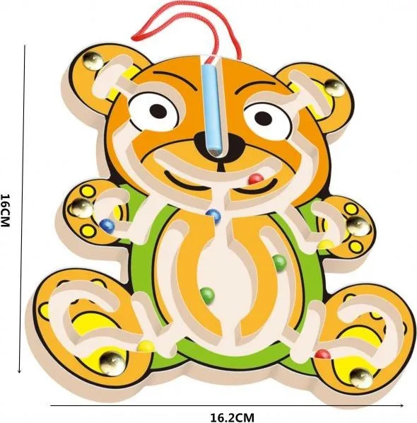 Bear small pen labyrinth