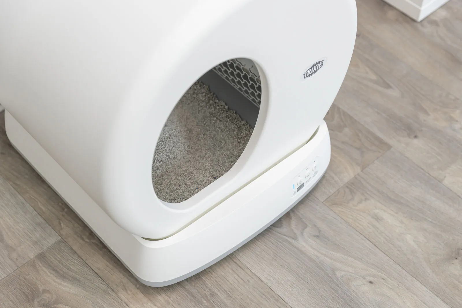 Trixie Self Cleaning Cat Litter Box